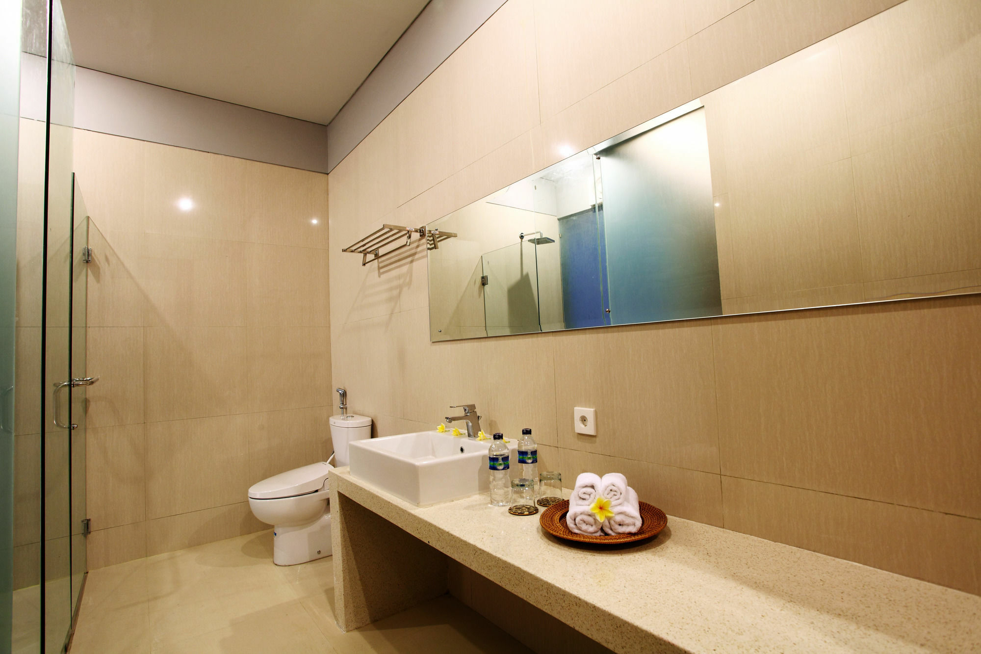 Nitya Loka Villa *